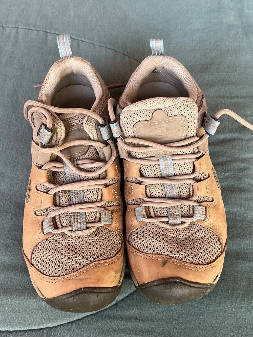 Keen Men's Tan and Light Blue Hiking Sneakers